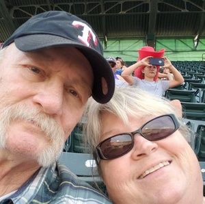 Meet your Posher, Connie